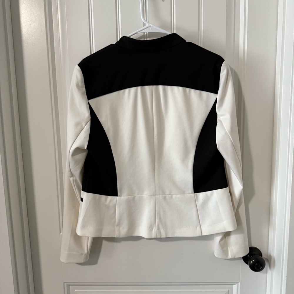 Anne Klein Black and White Blazer - Picture 7 of 9